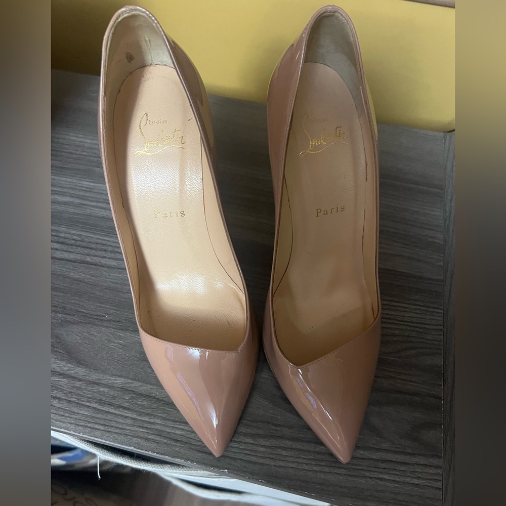 Red Bottoms, Red Bottoms, Red Bottoms!